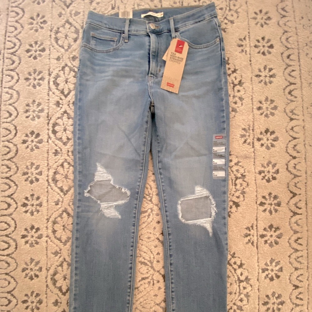 NWT Levi Jeans